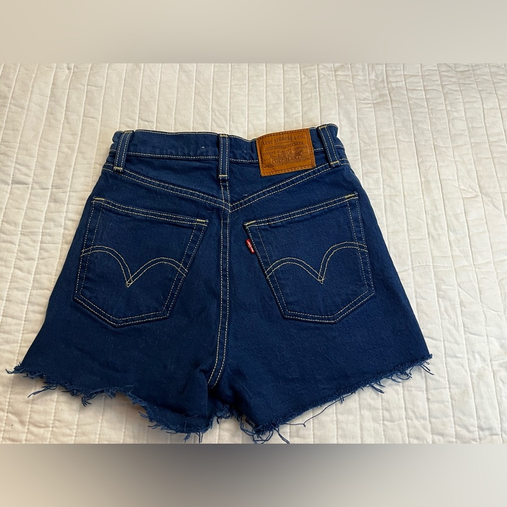 Levis Super High Rise Ribcage Distressed Denim Shorts - Picture 2 of 4